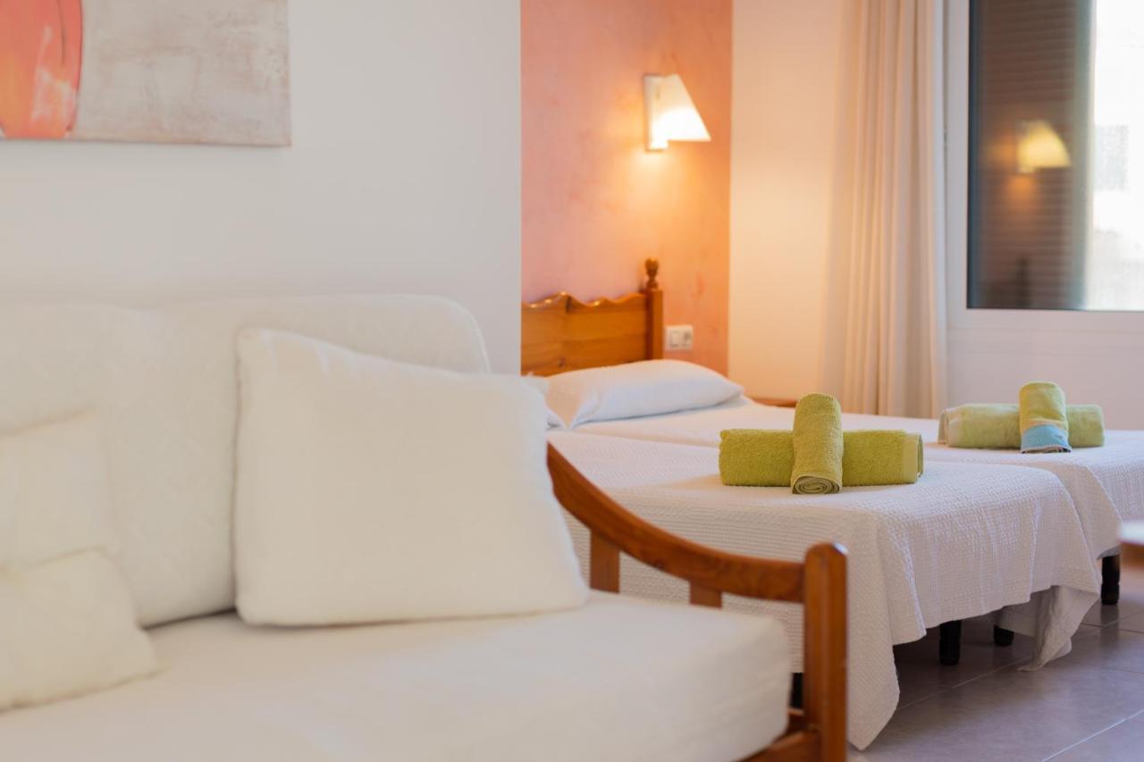Apartamento Cala En Forcat 34 칼라엔블레인즈 외부 사진
